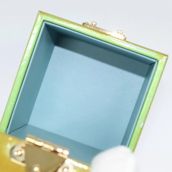 LOUIS VUITTON Monogram Vernis Bleecker Pouch Baby Blue - Picture 9 of 16